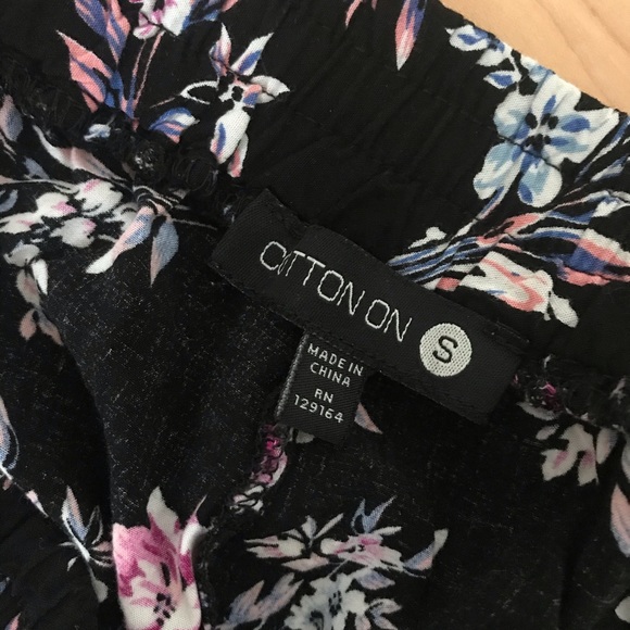 Cotton On Floral Pull On Shorts - Picture 4 of 4